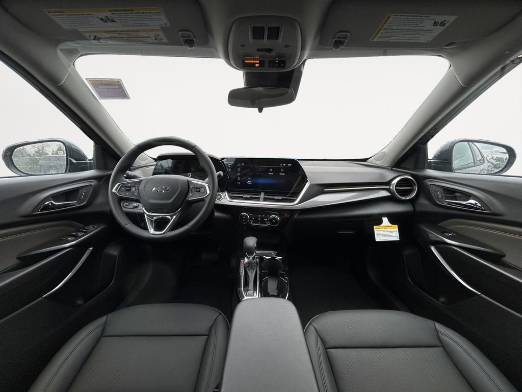 New 2026 Chevrolet Trax ACTIV w/ Sunroof Package FWD image 14