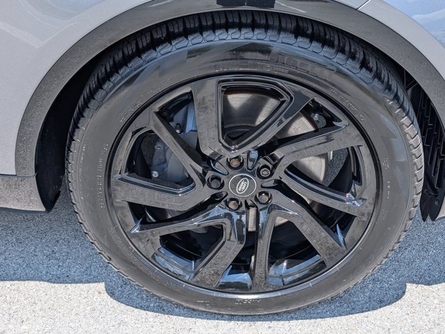Certified 2024 Land Rover Discovery Dynamic SE AWD/4WD image 30