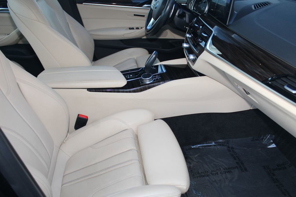 Used 2018 BMW 530i xDrive w/ Premium Package AWD/4WD image 26