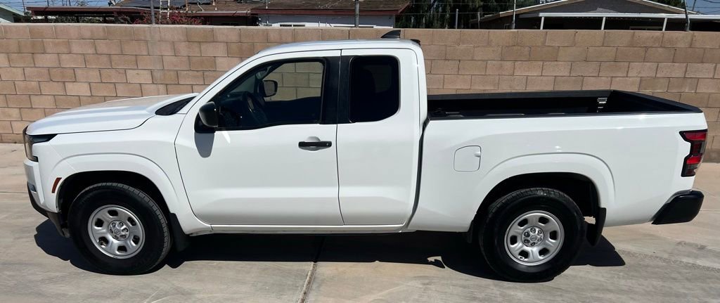 Used 2022 Nissan Frontier S w/ Technology Package image 2