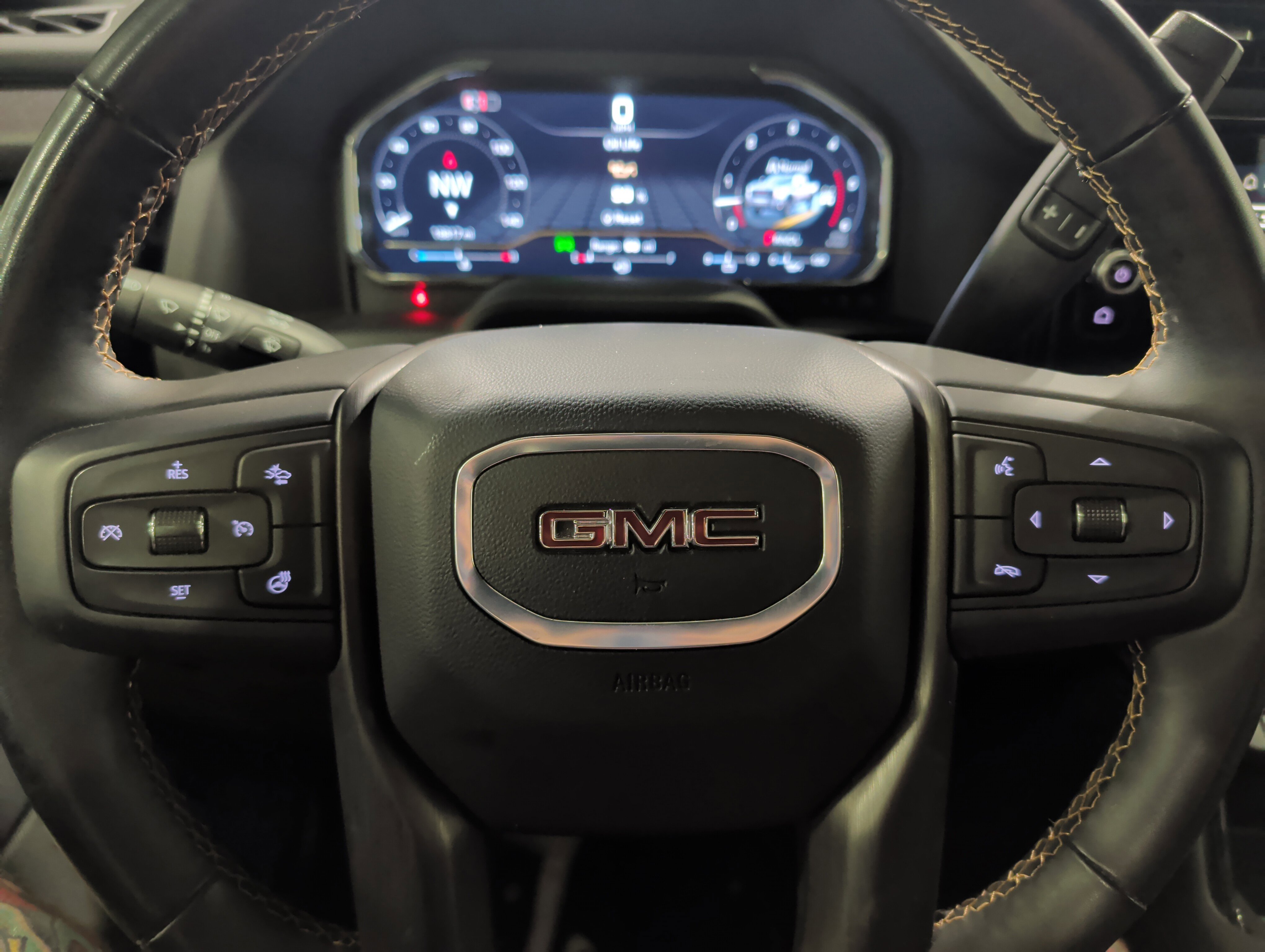 Used 2025 GMC Sierra 3500 AT4 w/ AT4 Premium Plus Package AWD/4WD image 3