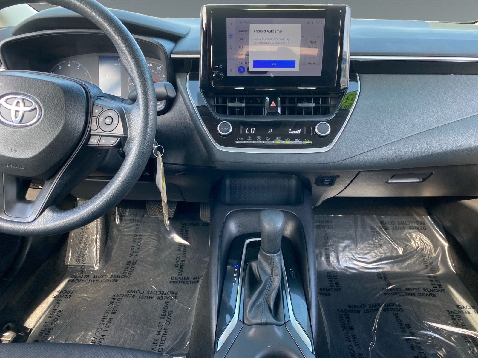 Used 2025 Toyota Corolla LE FWD image 11