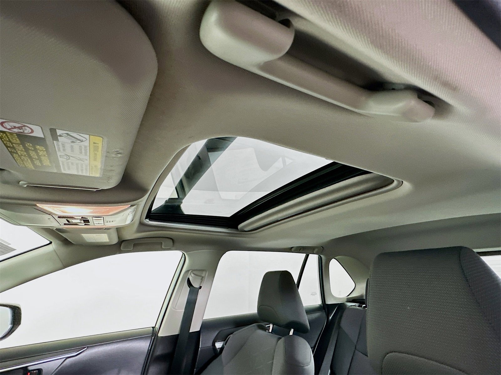 Certified 2020 Toyota RAV4 XLE image 21