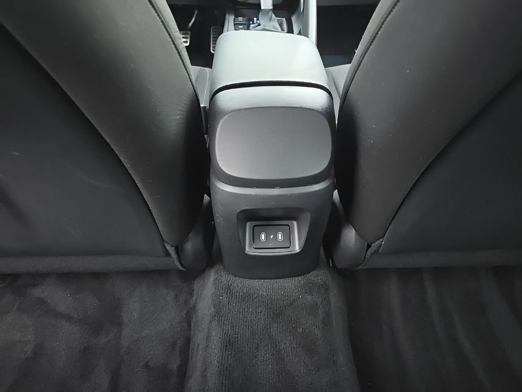 Certified 2025 Hyundai Elantra SEL image 25