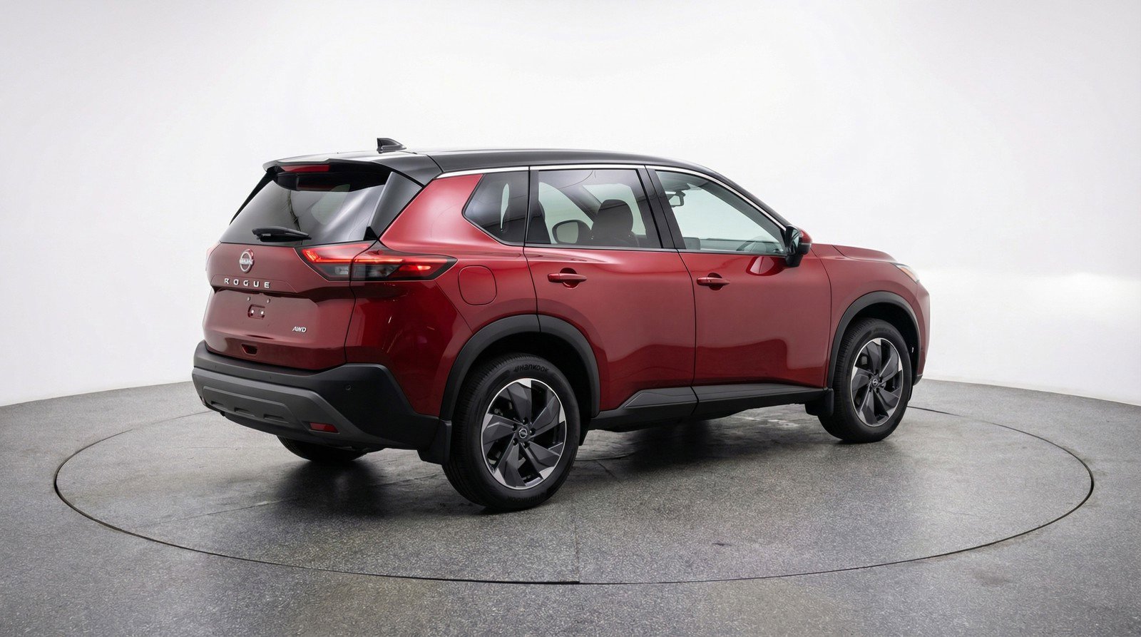 Used 2025 Nissan Rogue SV image 9