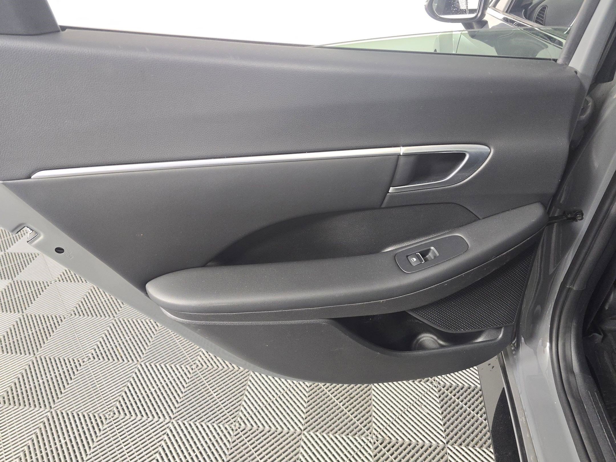 Used 2020 Hyundai Sonata SEL image 28