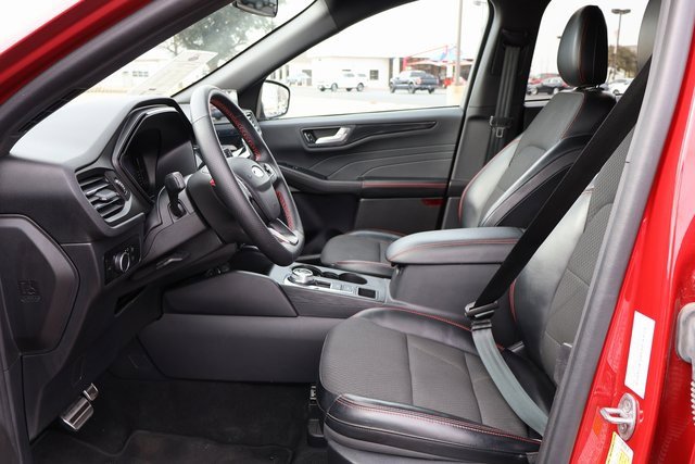 Used 2024 Ford Escape ST-Line w/ Tech Pack #1 image 28