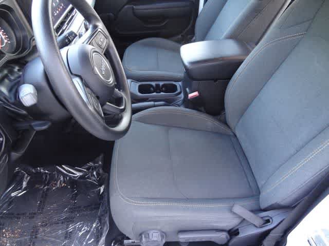 Used 2024 Jeep Gladiator Sport AWD/4WD image 6