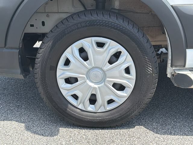 Certified 2025 Ford Transit 250 Low Roof w/ Exterior Upgrade Package RWD image 13