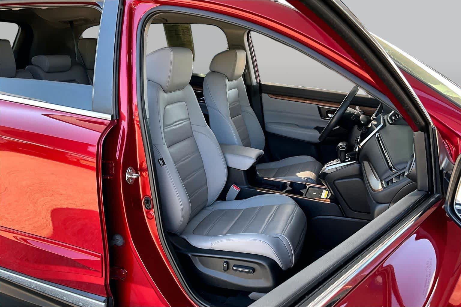 Used 2020 Honda CR-V Touring image 9