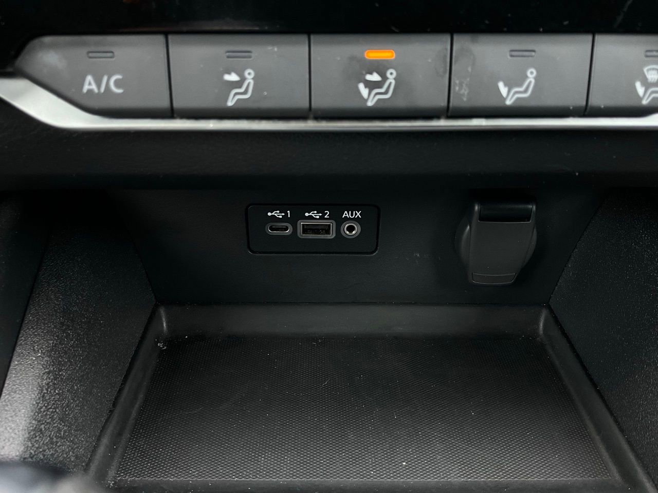 Used 2025 Nissan Altima 2.5 SV image 25