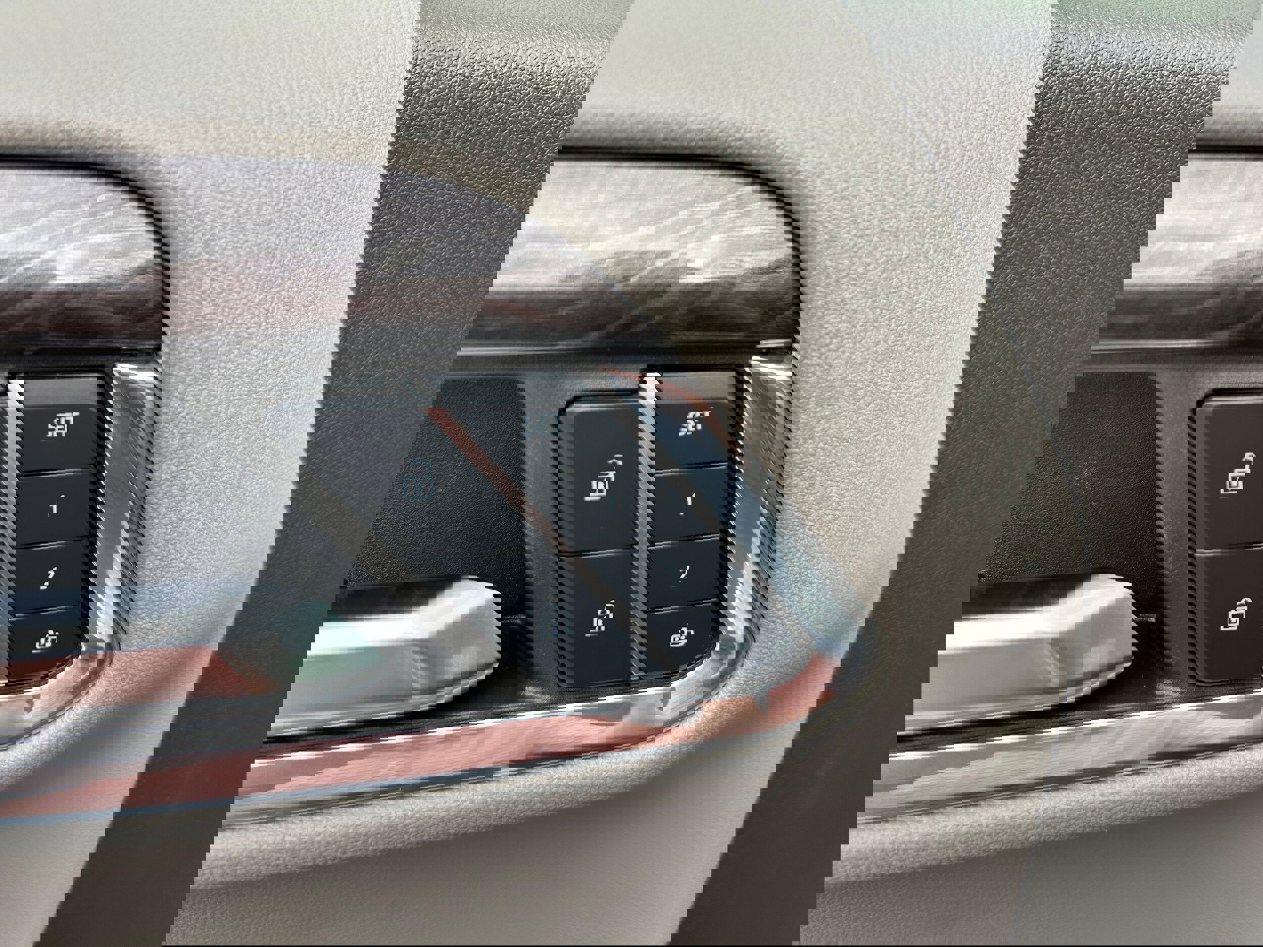 Used 2024 Chevrolet Silverado 1500 LTZ w/ LTZ Premium Texas Edition image 16