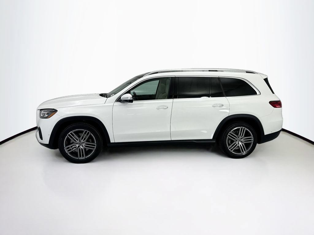 Used 2024 Mercedes-Benz GLS 450 4MATIC image 8