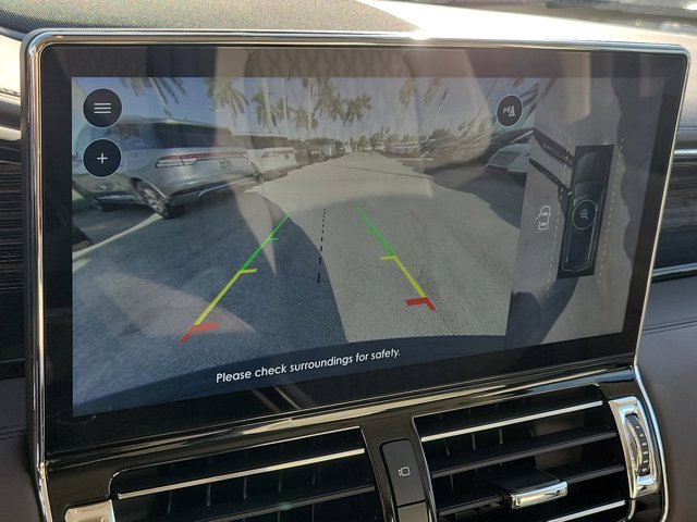 Certified 2024 Lincoln Navigator Black Label image 31