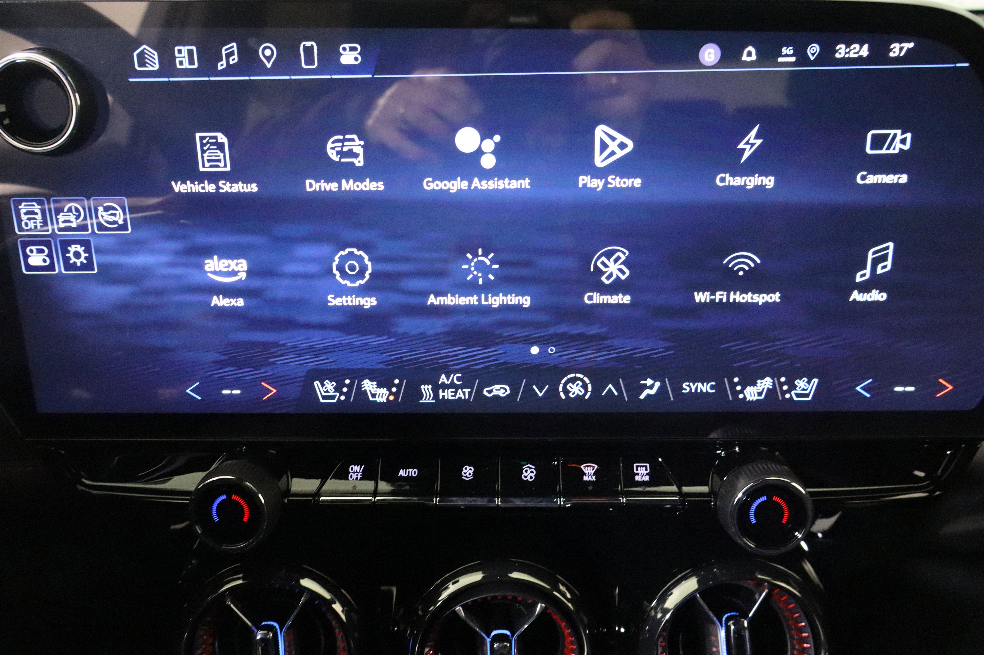 New 2025 Chevrolet Blazer EV RS image 25