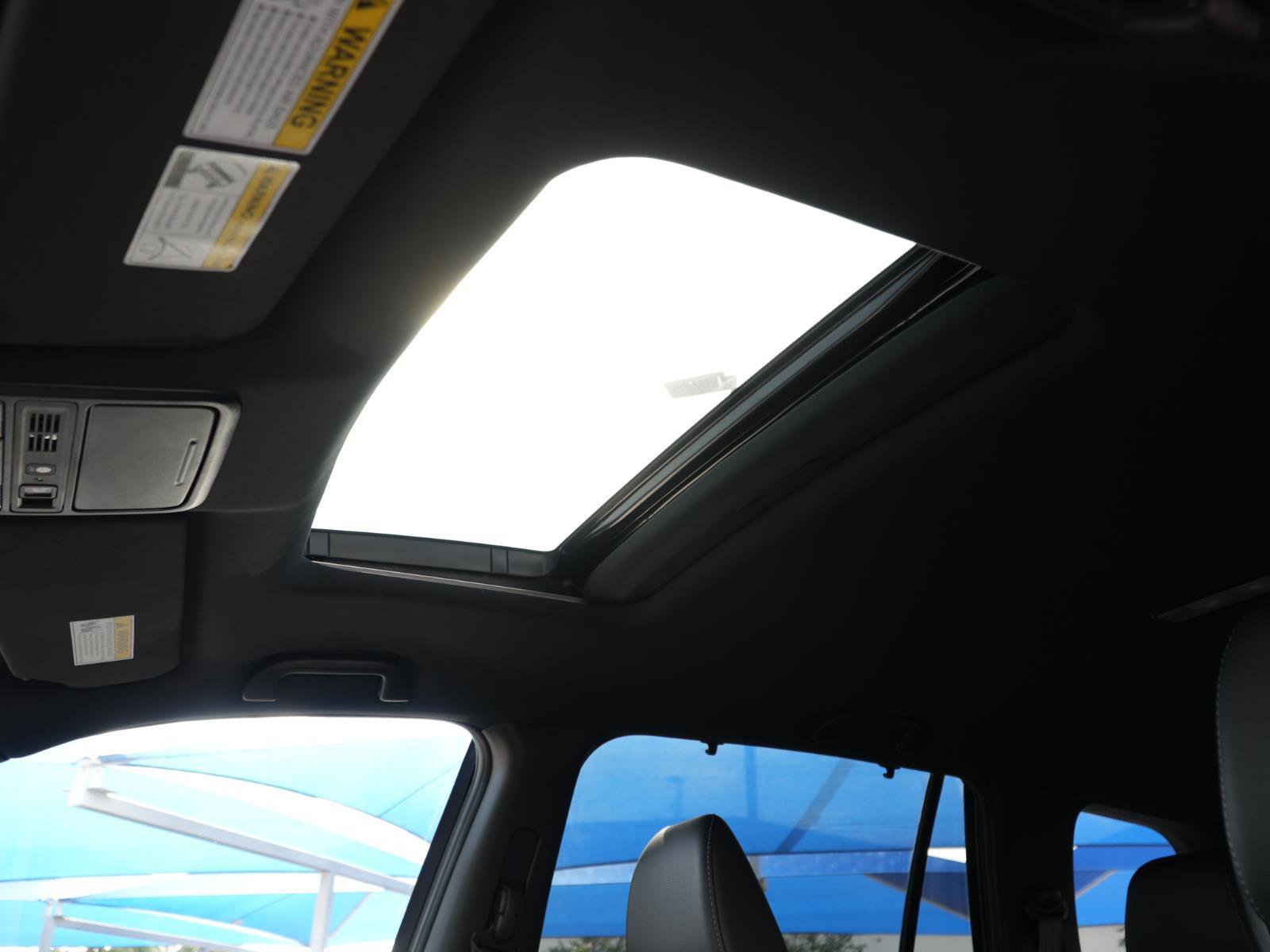 Used 2022 Honda Passport Elite image 17