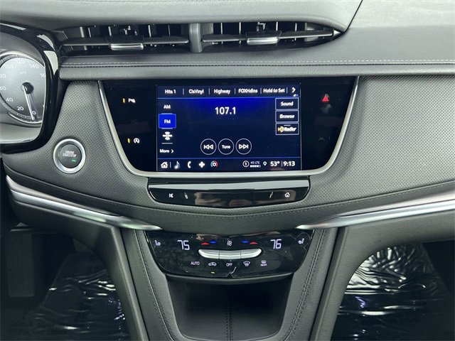 Used 2025 Cadillac XT5 Luxury image 14