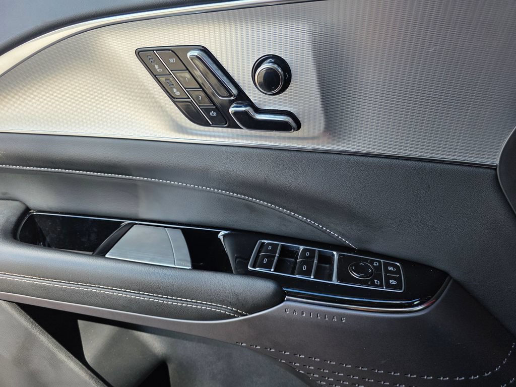 Certified 2024 Cadillac Lyriq Tech RWD image 14