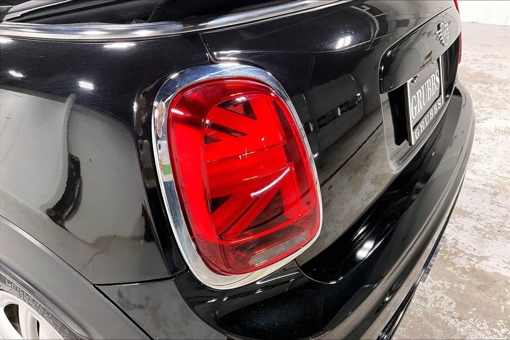 Used 2021 MINI Cooper John Cooper Works w/ 6.5" Touchscreen Package FWD image 38