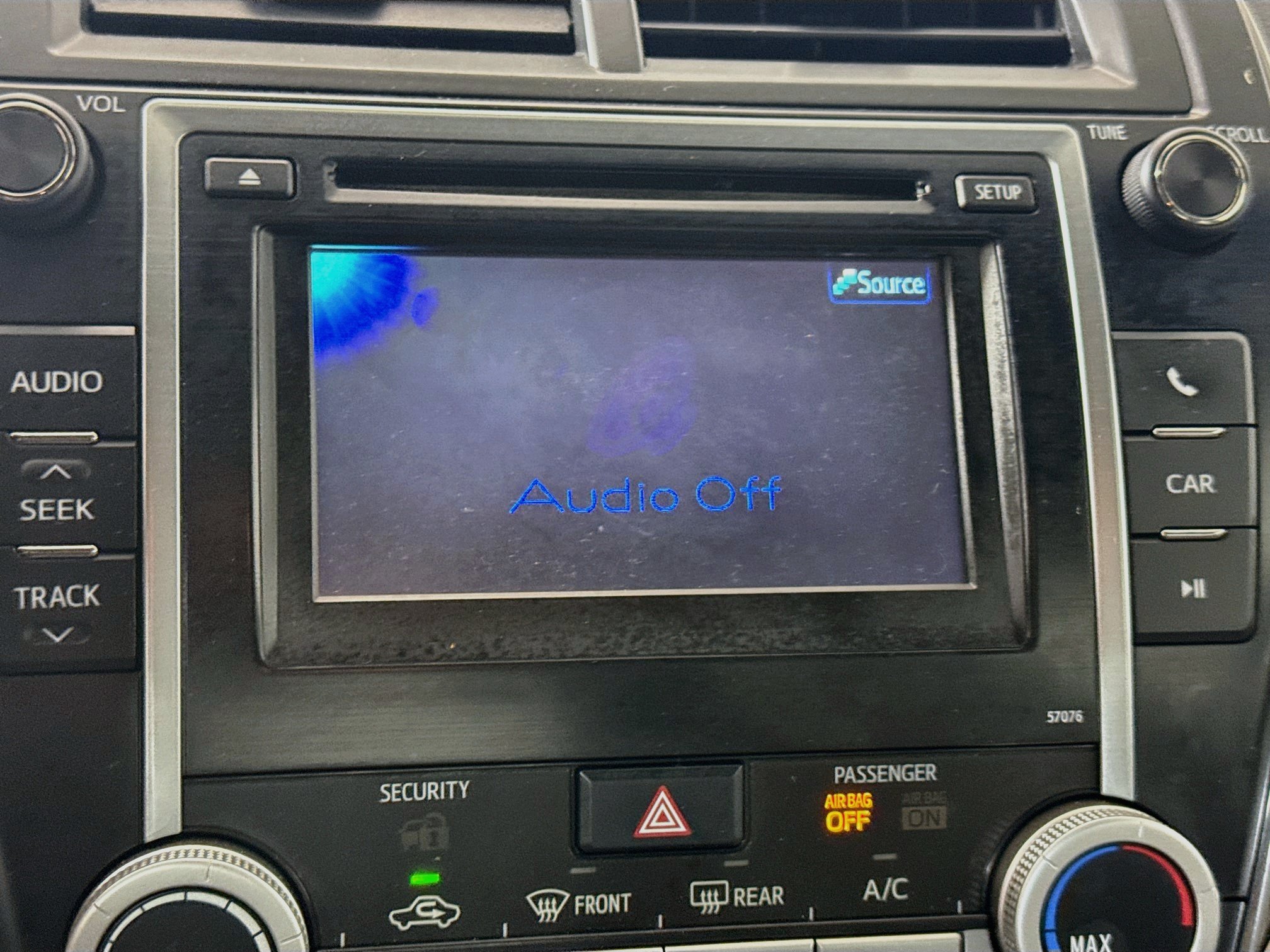 Used 2013 Toyota Camry LE FWD image 13
