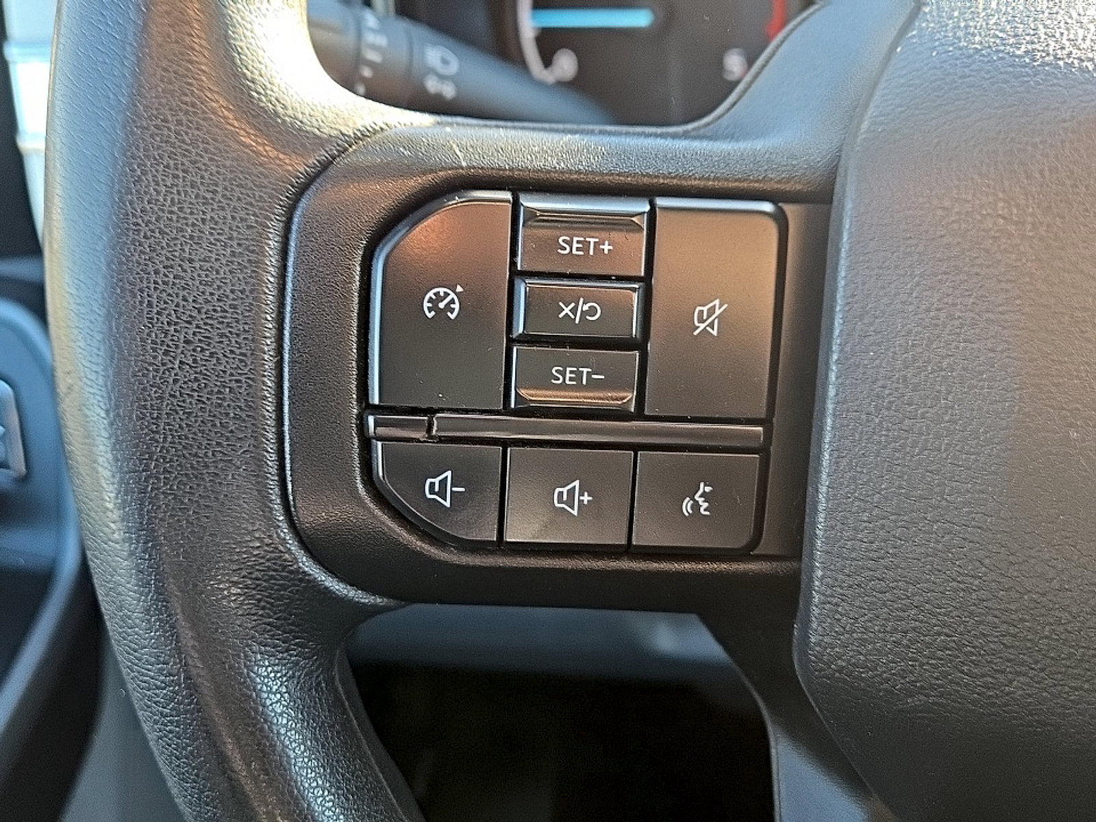 Certified 2025 Ford F250 XLT AWD/4WD image 13