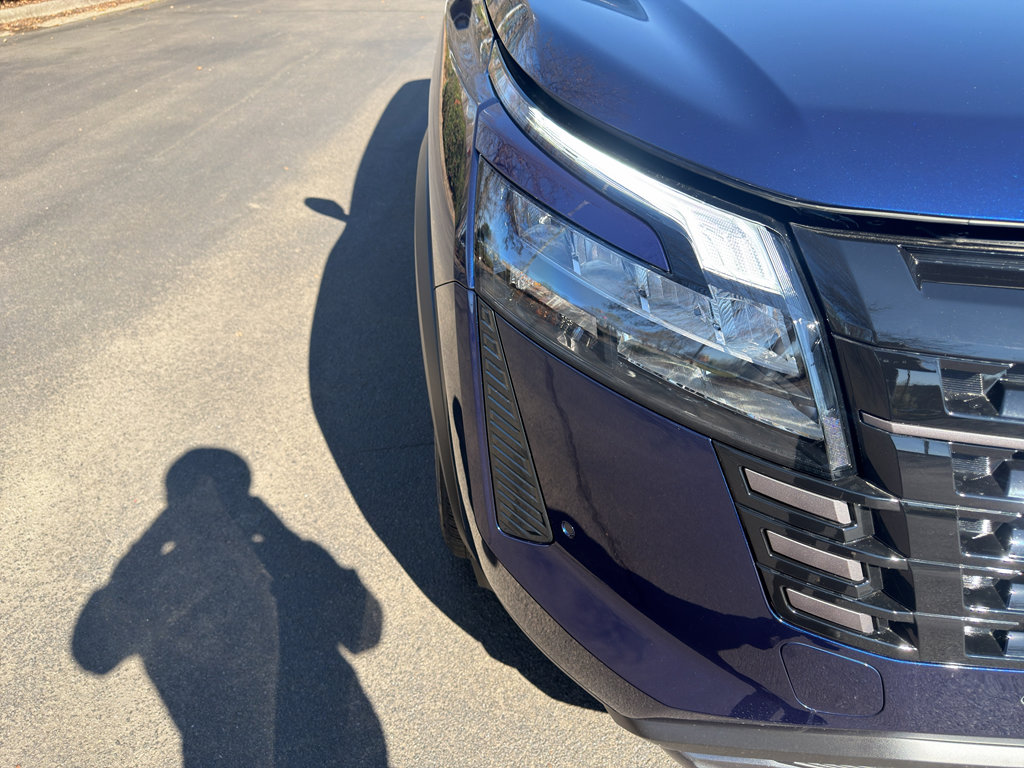 New 2026 Nissan Pathfinder Platinum image 10