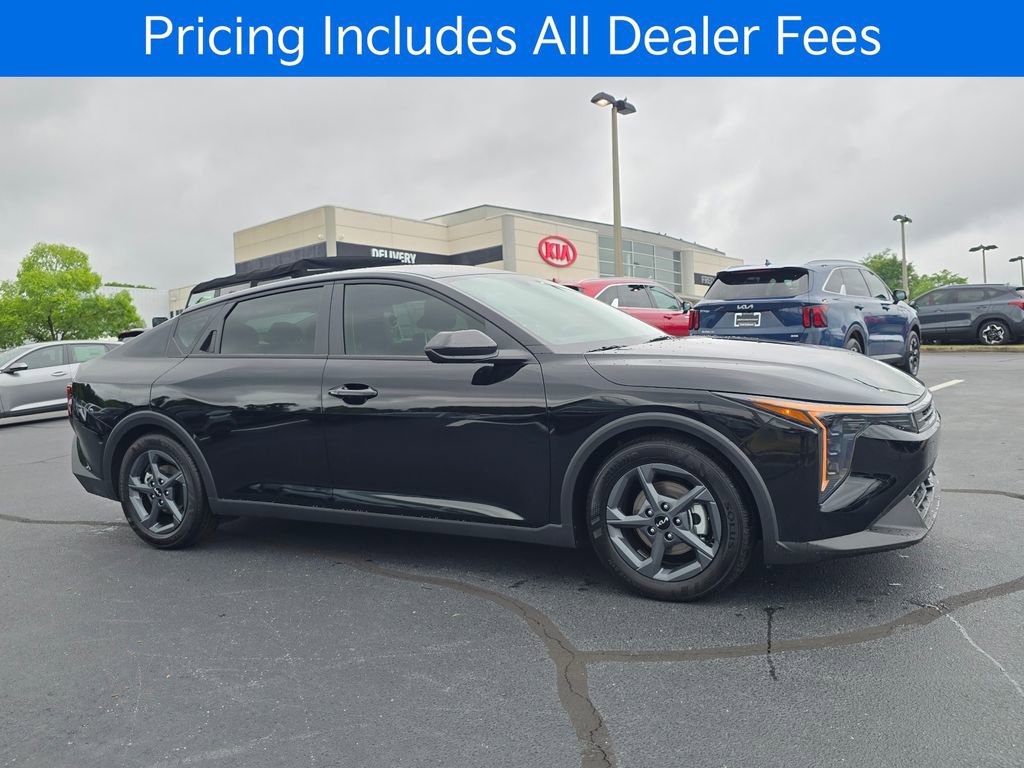 New 2026 Kia K4 FWD image 1