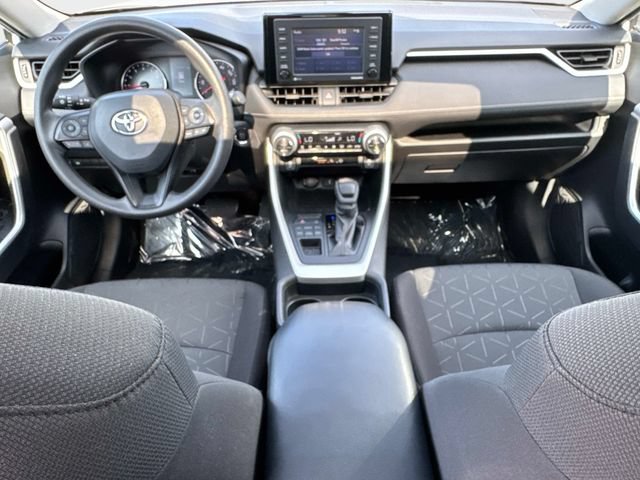 Used 2021 Toyota RAV4 XLE w/ Convenience Package AWD/4WD image 15