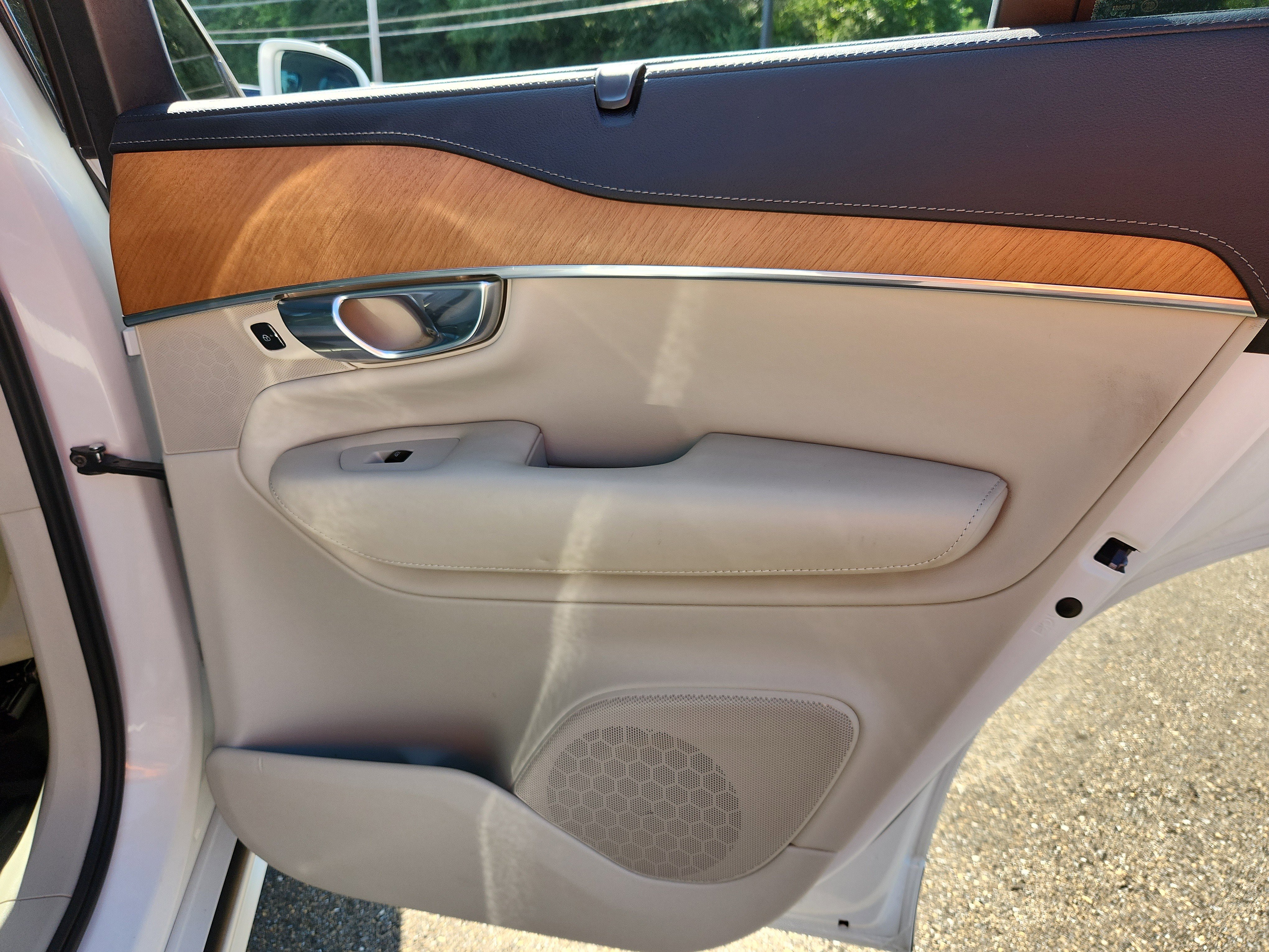 Used 2020 Volvo XC90 T6 Inscription image 49