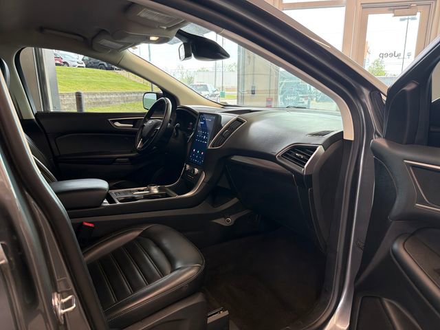 Used 2024 Ford Edge SEL image 30