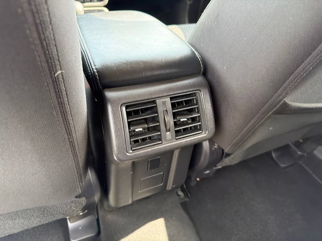 Used 2020 Mitsubishi Outlander SE AWD/4WD image 31
