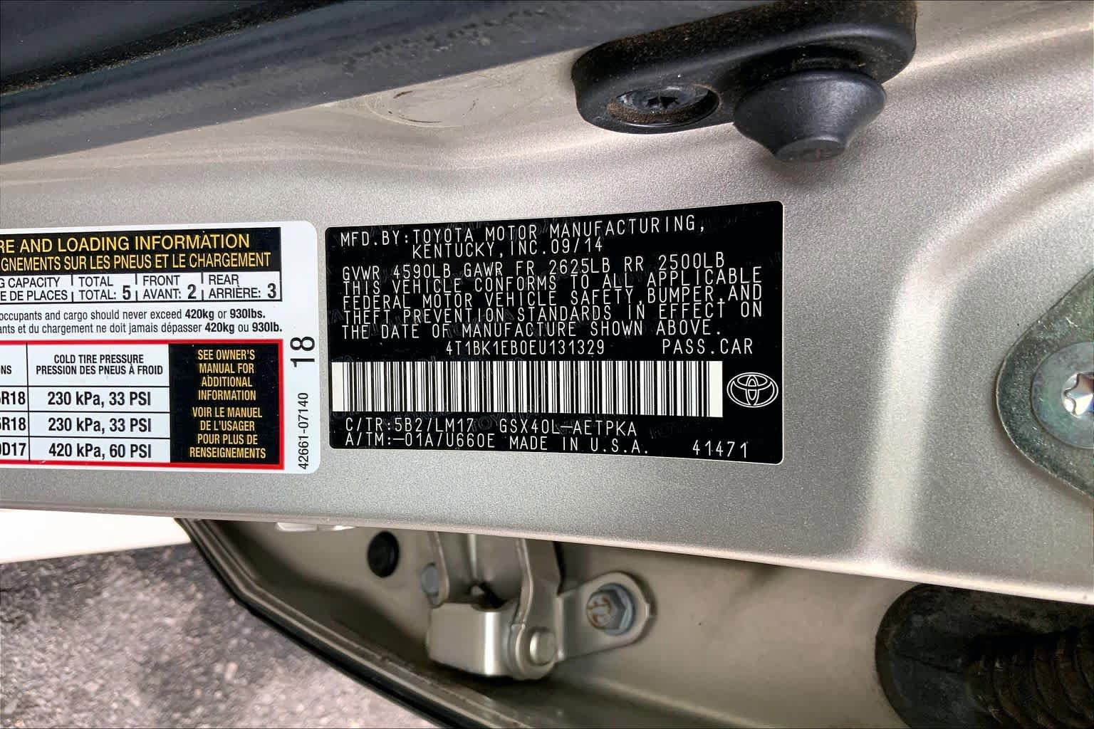 Used 2014 Toyota Avalon Limited w/ Technology Package FWD image 34