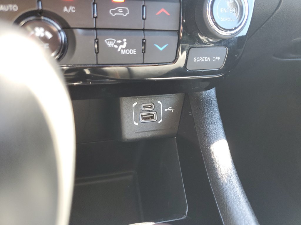 Used 2024 Jeep Compass Limited AWD/4WD image 23