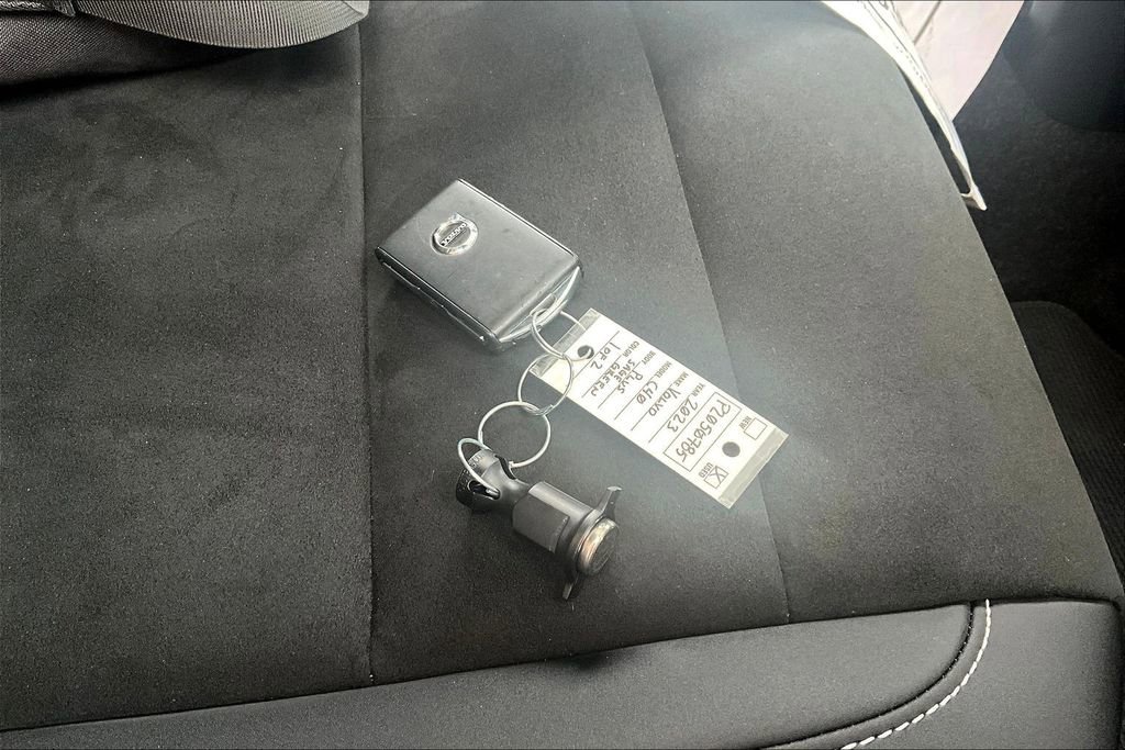 Certified 2023 Volvo C40 P8 Recharge Plus image 14