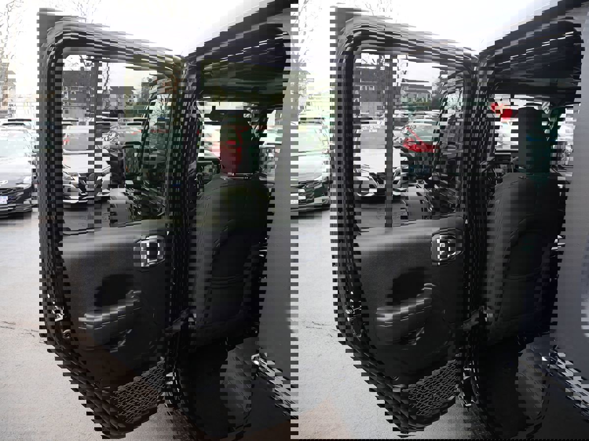 Used 2020 Jeep Wrangler Unlimited Sport S image 24