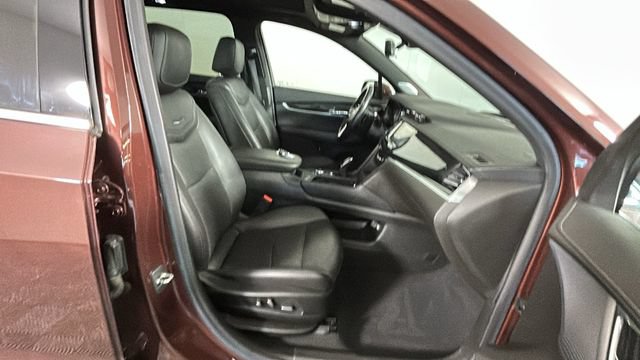 Used 2022 Cadillac XT6 Premium Luxury w/ Technology Package AWD/4WD image 30