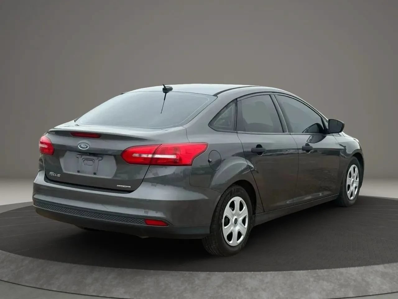 Used 2015 Ford Focus S FWD image 10