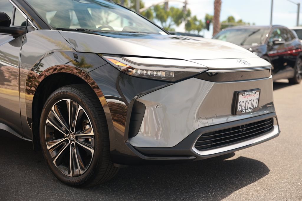 Used 2023 Toyota bZ4X Limited image 7