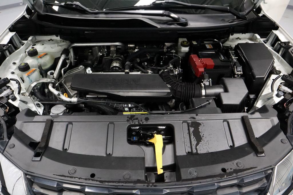 Certified 2023 Nissan Rogue SV image 16