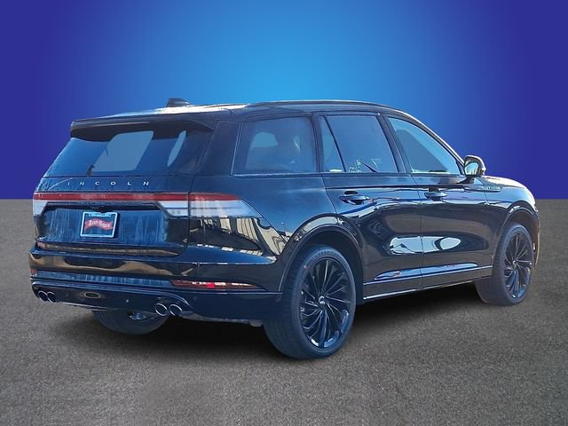 Used 2026 Lincoln Aviator Reserve AWD/4WD image 3