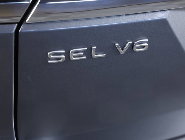 Used 2021 Volkswagen Atlas SEL R-Line image 8