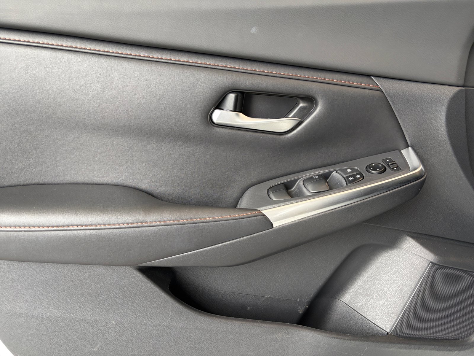 Used 2022 Nissan Sentra SR w/ Electronics Package FWD image 14