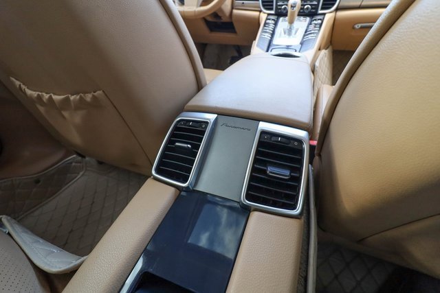 Used 2012 Porsche Panamera 4 image 53