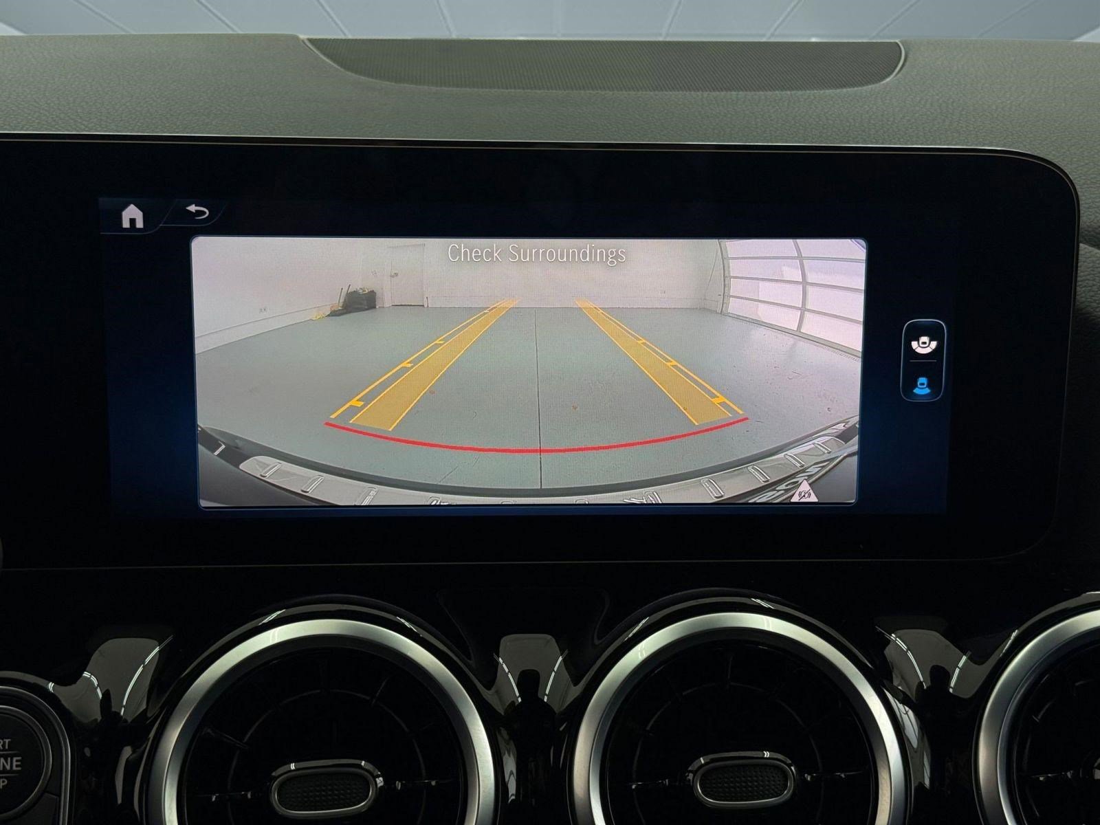 Certified 2025 Mercedes-Benz GLA 250 image 29