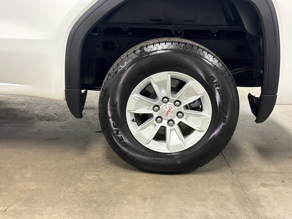 Used 2024 GMC Sierra 1500 Pro w/ Pro Value Package image 12