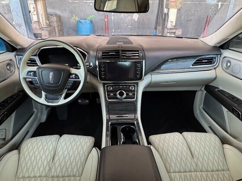 Used 2019 Lincoln Continental Black Label w/ Rear Seat Package image 32