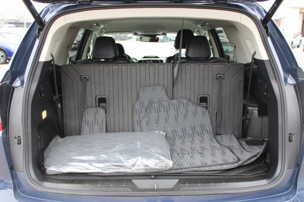 Used 2024 Subaru Ascent Limited image 29