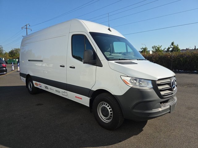 Used 2023 Mercedes-Benz Sprinter 2500 image 1