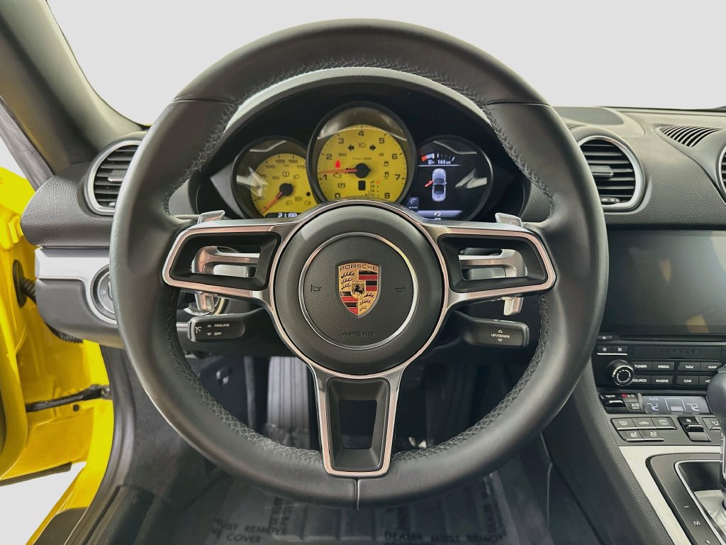 Used 2018 Porsche 718 Boxster RWD image 12