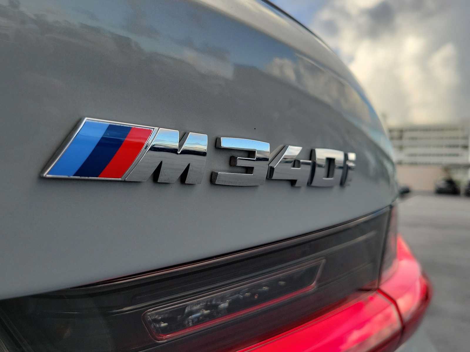 Used 2023 BMW M340i w/ Shadowloine Package RWD image 11